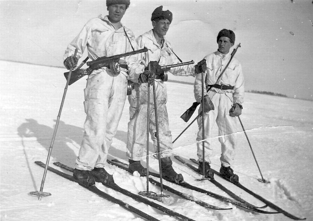 Kuvahaun tulos haulle military skiing