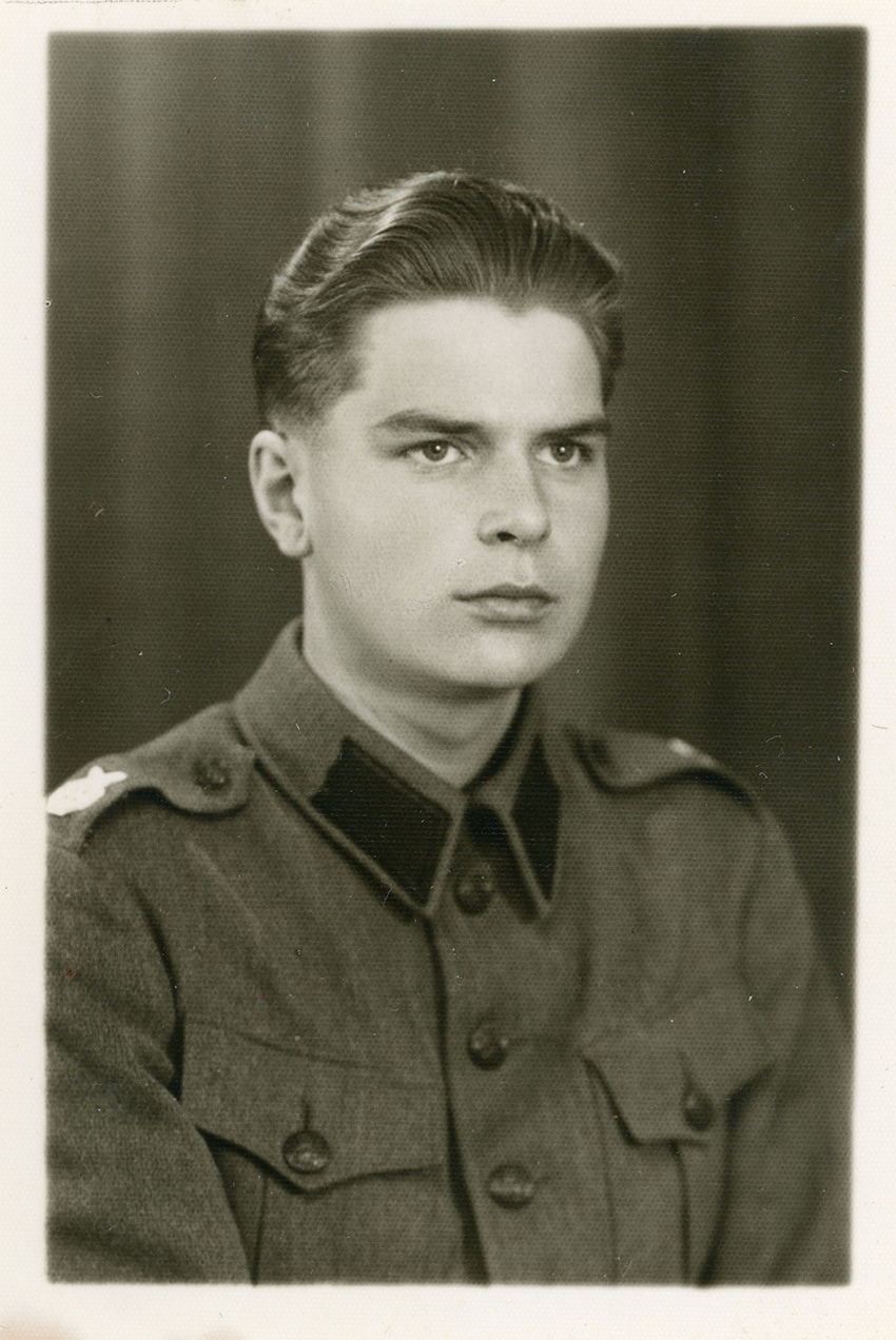 Sotapolku.fi Metsä, Alku Erkki Aulis